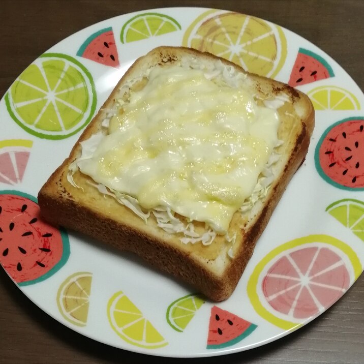 味噌マヨキャベツトースト